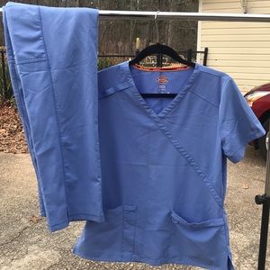 Dickies Essentials surgical blue scrubs